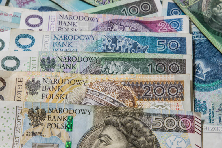 Jak zacząć oszczędzać, gdy wydaje się, że się nie da?