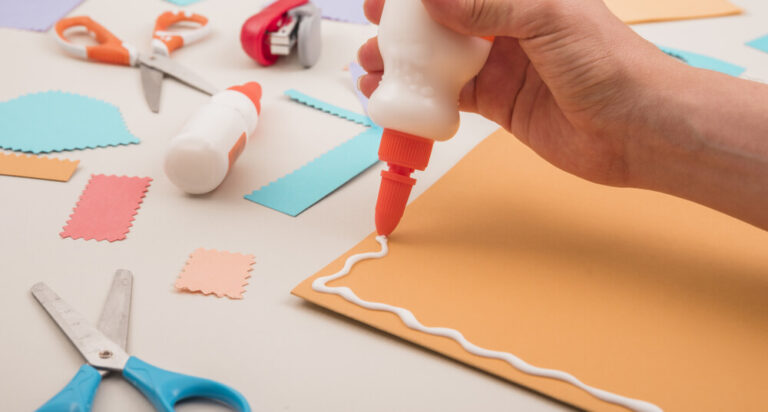 Pomysły na kreatywne prezenty DIY na każdą okazję